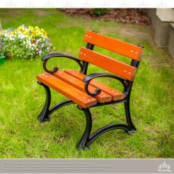 Scaun Gradina, Curte GENEVA 