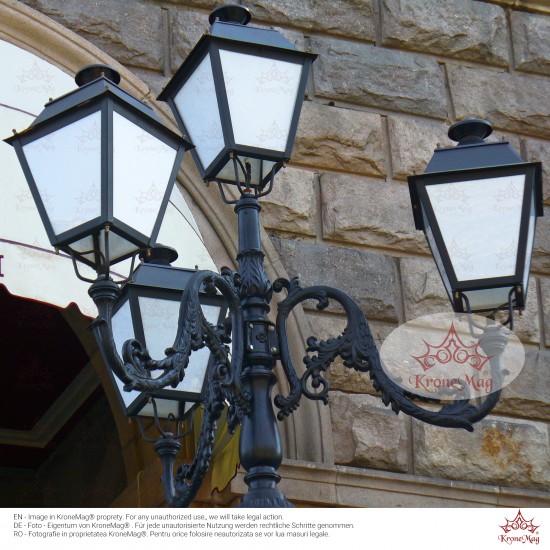 Stâlp Iluminat Stradal Decorativ din Fontă G4-S31