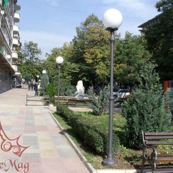 Stâlp Iluminat Parc Metalic cu Ornamente Fontă M1302