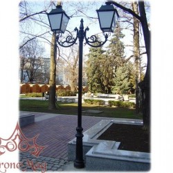 Stâlp Iluminat Parc Metalic cu Ornamente din Fontă VILLA-C2