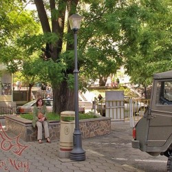 Stâlp Iluminat Parc Metalic cu Ornamente Fontă M144 Stâlp Iluminat Parc Metalic cu Ornamente Fontă M144